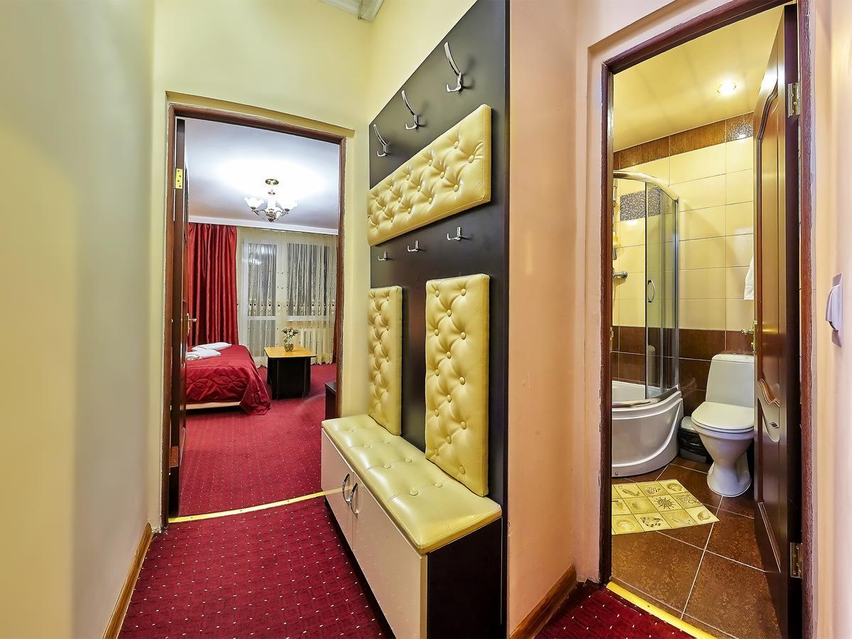 Sanatorium Elite Dnipro Hotel Truszkavec Kültér fotó
