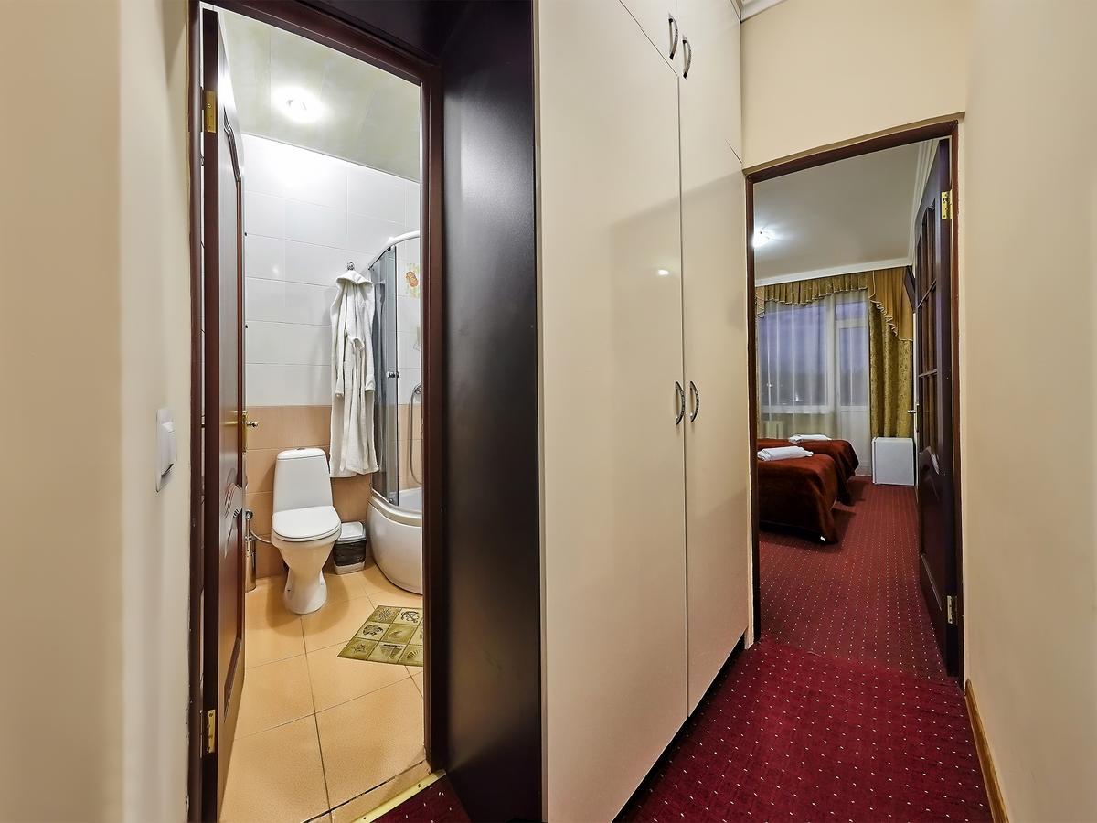 Sanatorium Elite Dnipro Hotel Truszkavec Kültér fotó