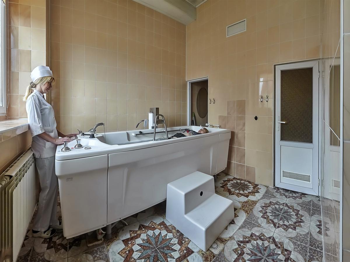 Sanatorium Elite Dnipro Hotel Truszkavec Kültér fotó